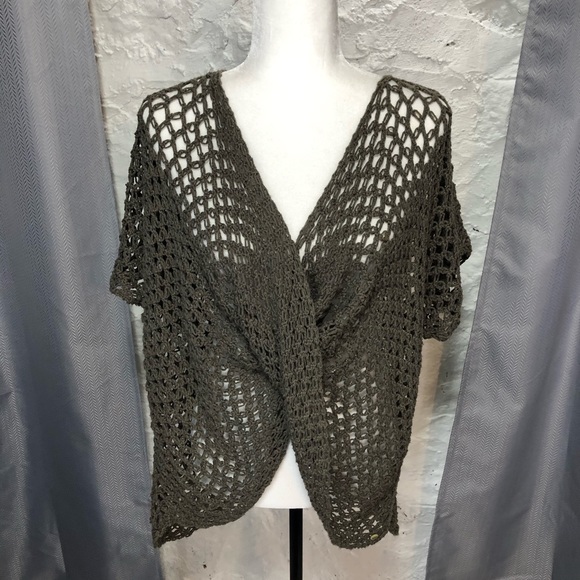 Tops - Hand knit Shrug / Cardigan